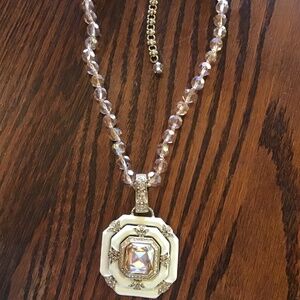 Light gold crystal bead necklace